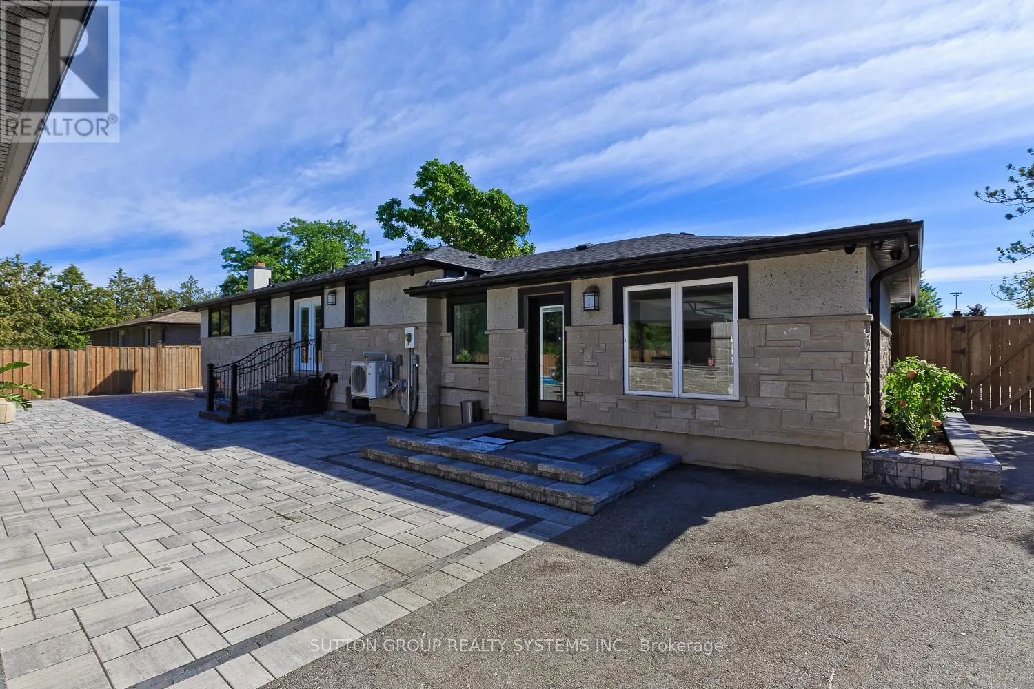 214 ASHFORD DRIVE