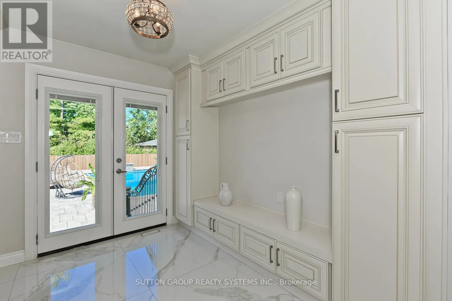 214 ASHFORD DRIVE