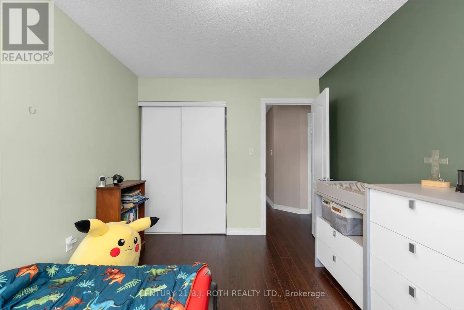 221 HARVIE ROAD