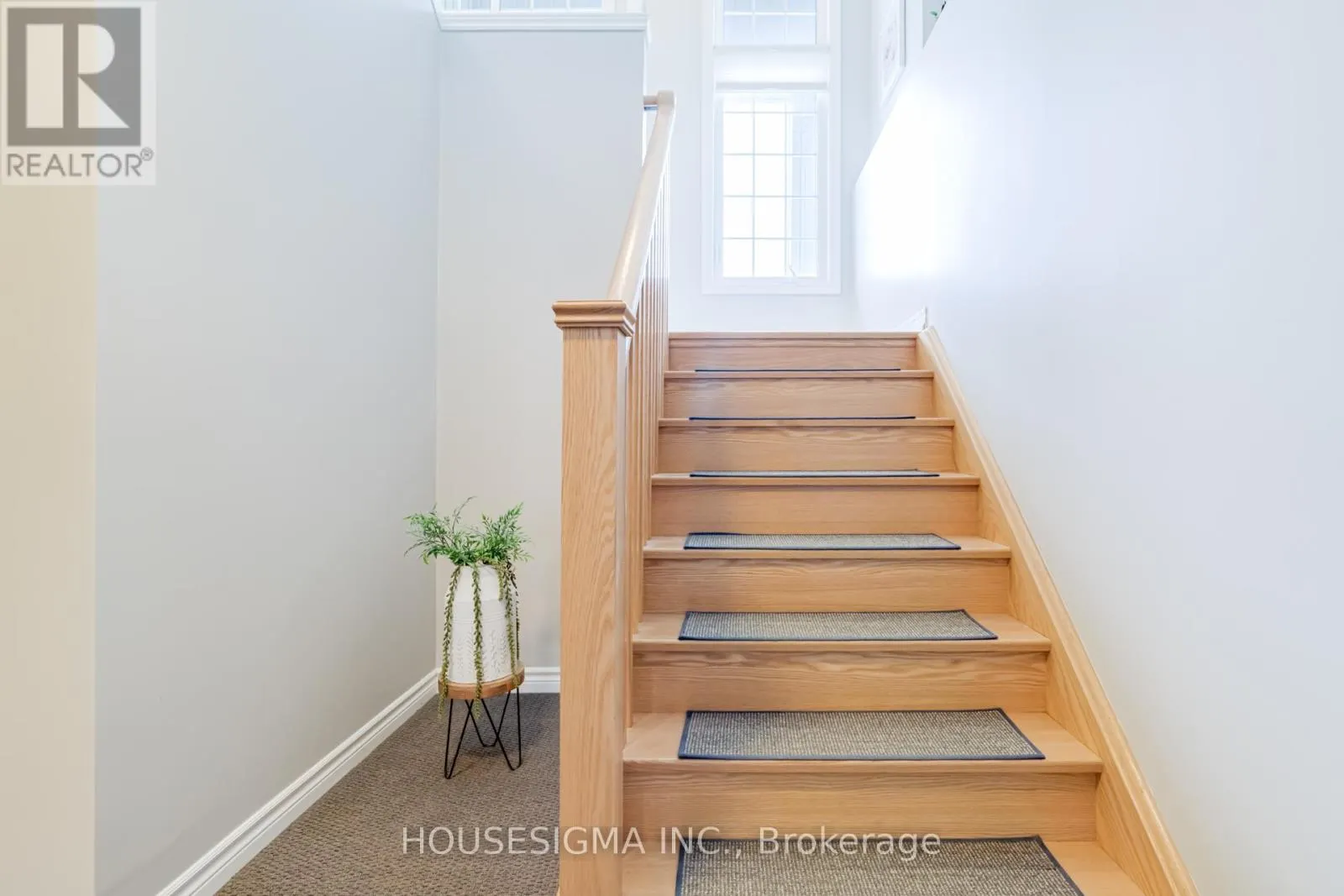 208 BRETON STREET