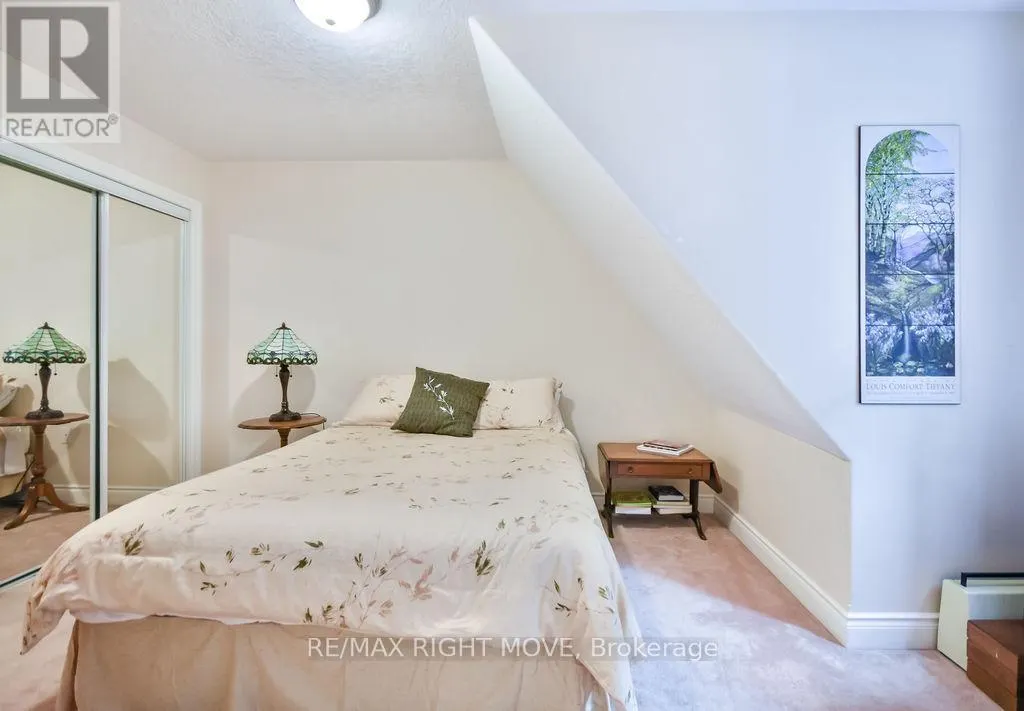 6 - 5 INVERMARA COURT