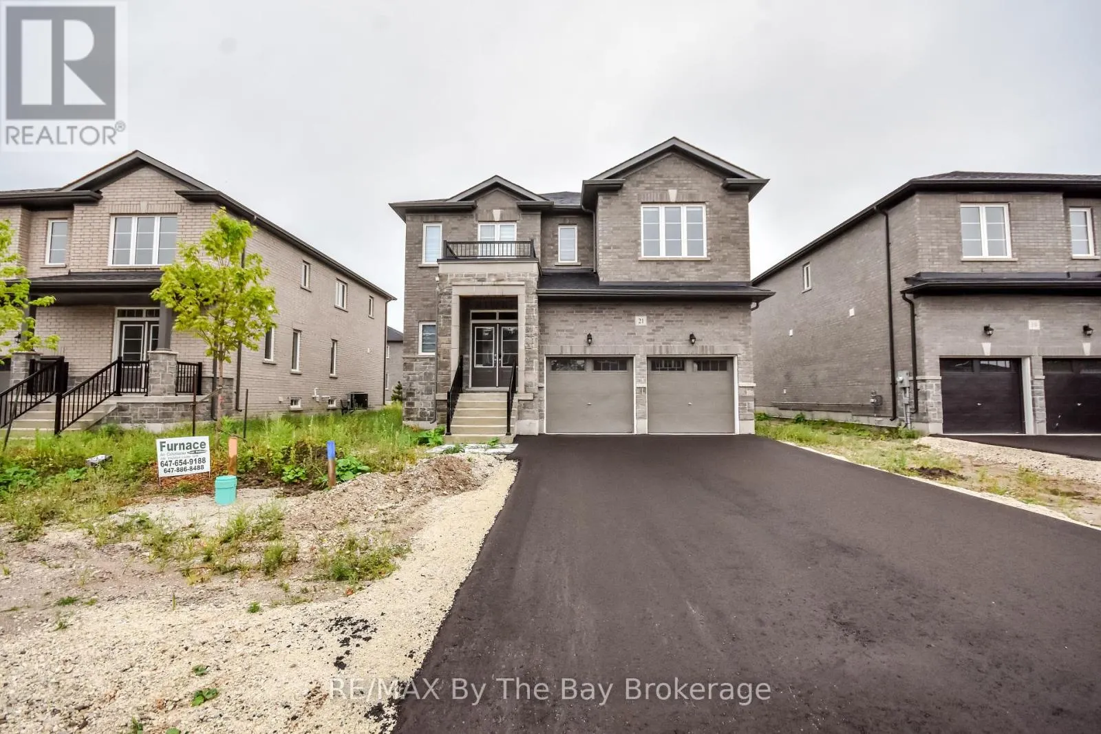 21 AMBER DRIVE