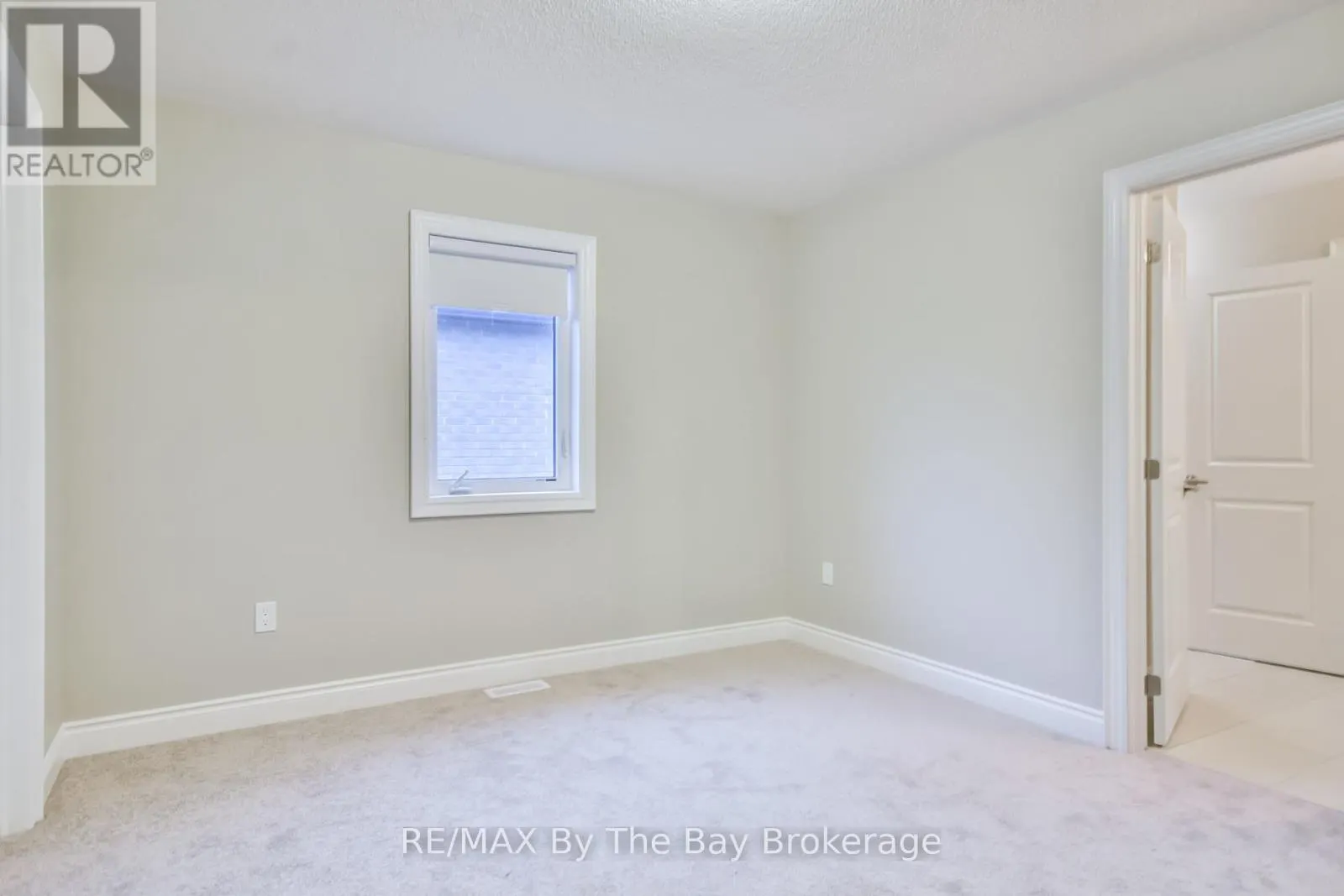 21 AMBER DRIVE