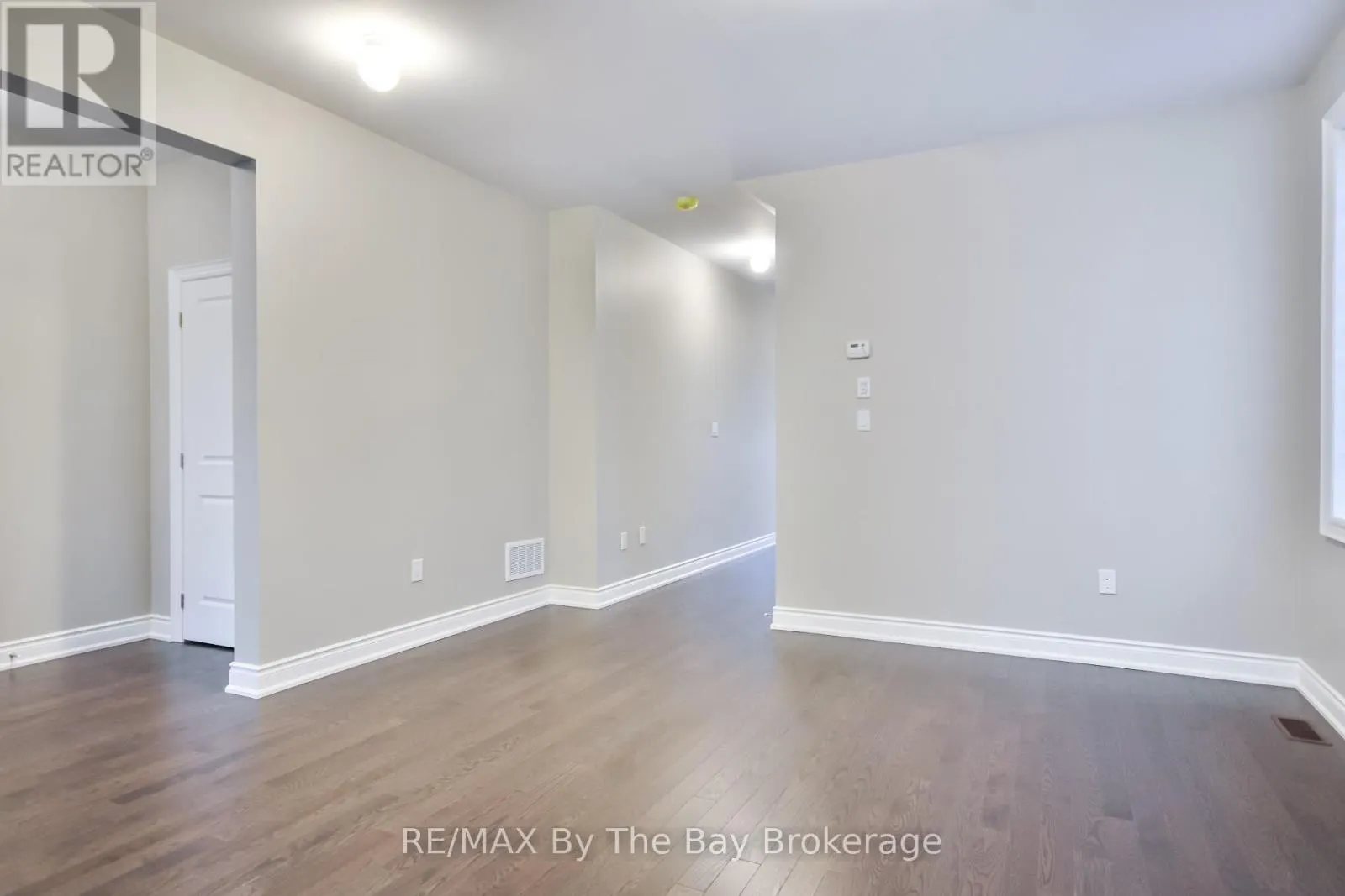 21 AMBER DRIVE