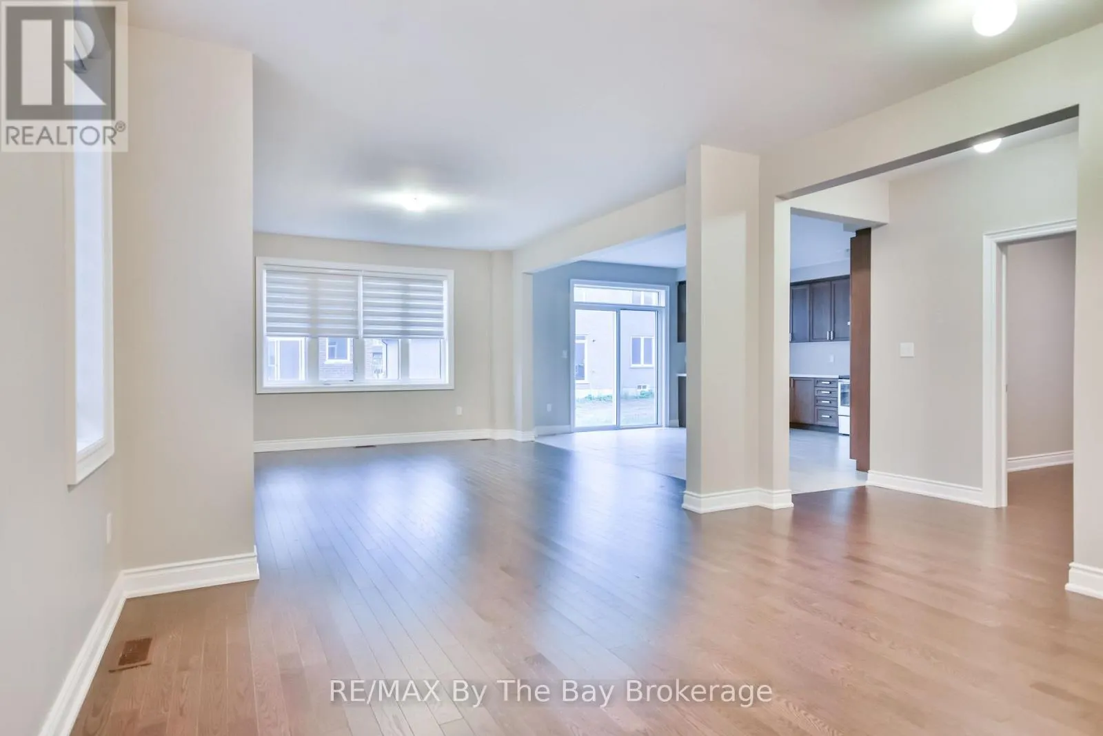21 AMBER DRIVE