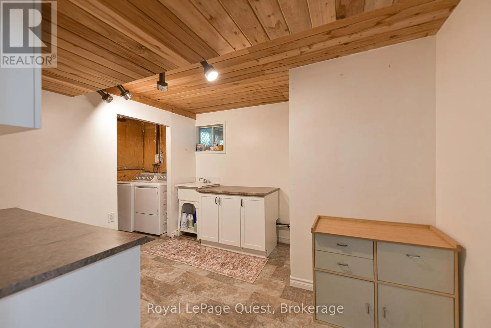 9 DANCY DRIVE