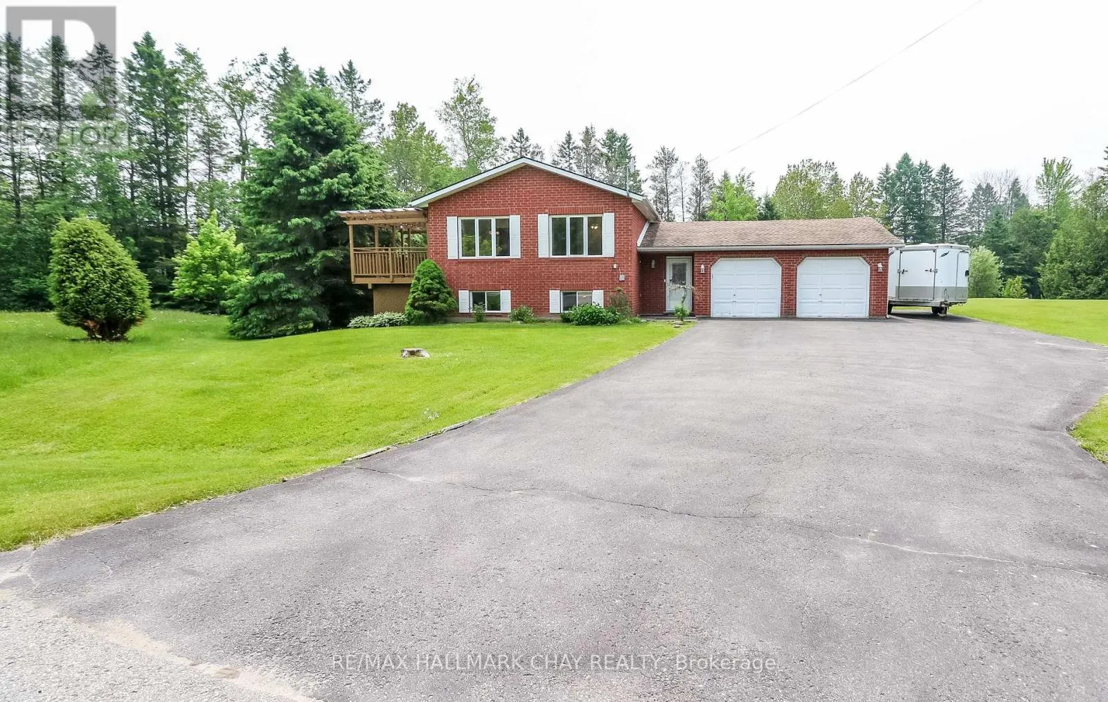 19 CRYSTALWOOD LANE