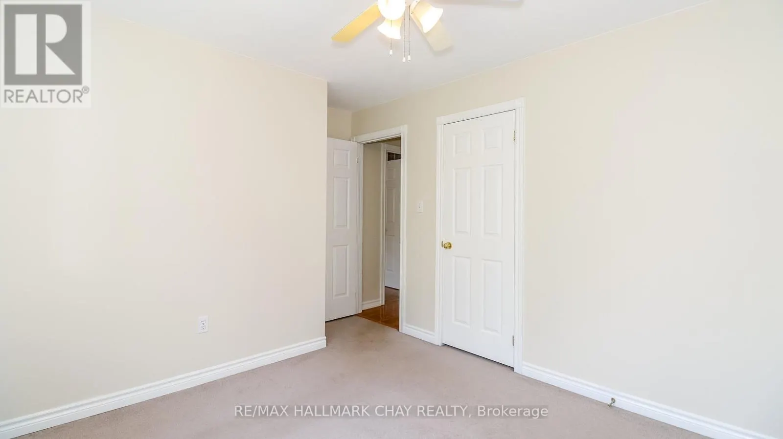 19 CRYSTALWOOD LANE