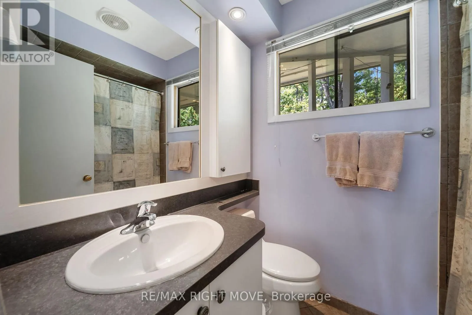 2551 AMIGO DRIVE