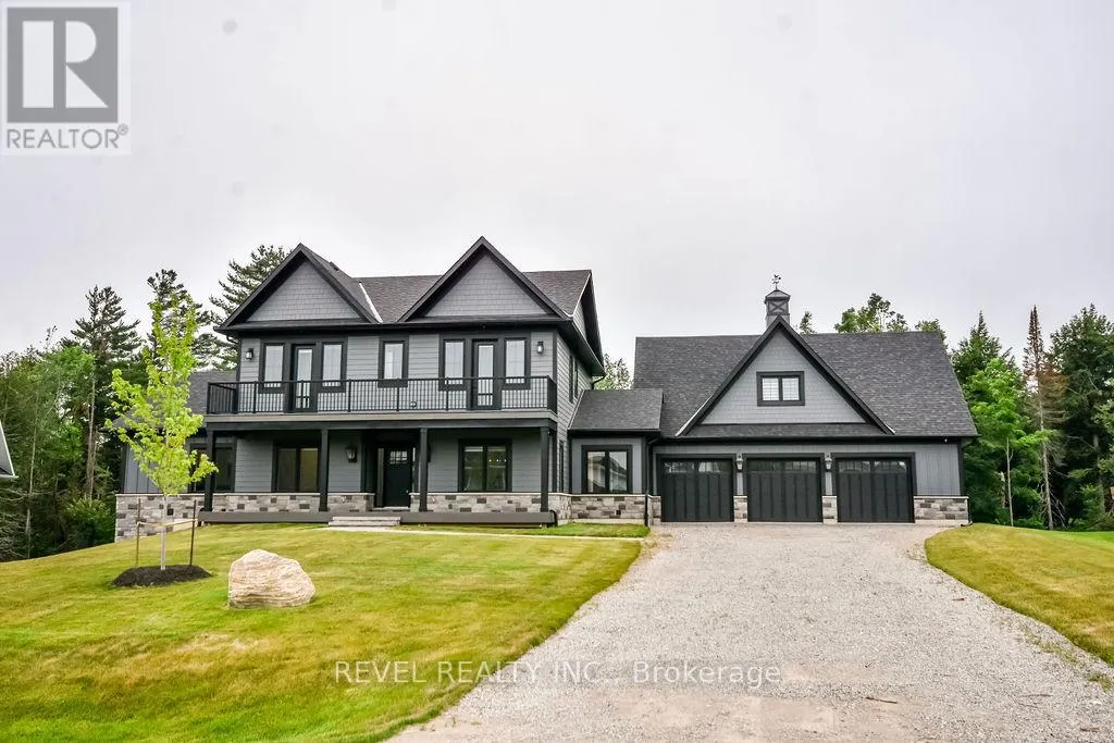 4 CLYDESDALE COURT