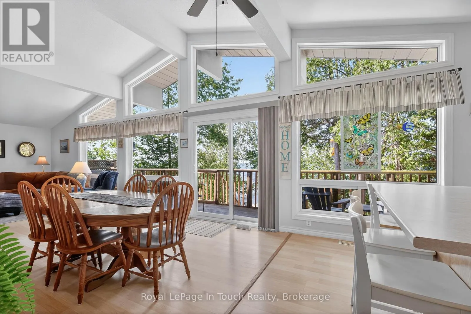 2519 CHAMPLAIN ROAD
