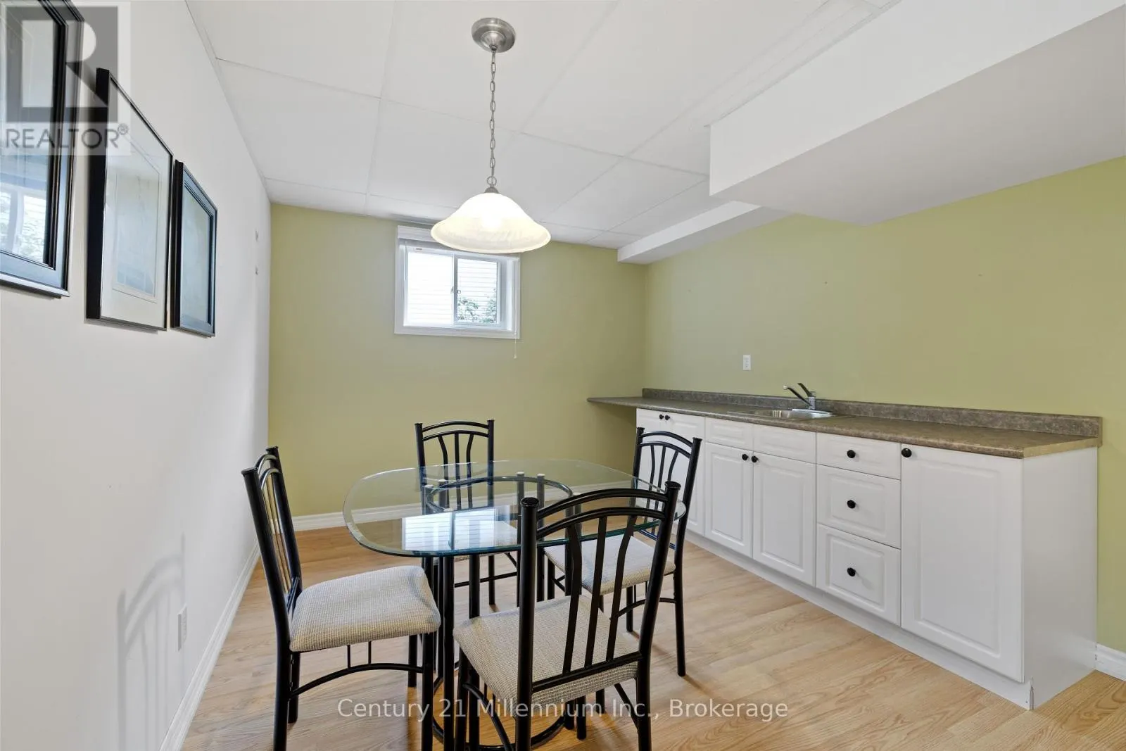 13 MARLWOOD AVENUE