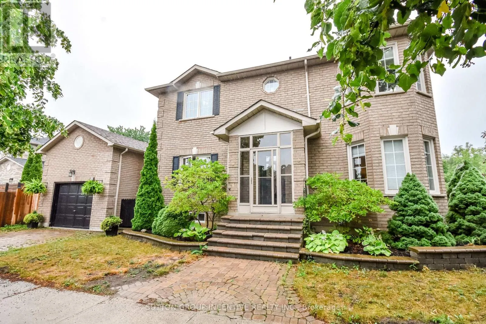 30 BRUCE CRESCENT
