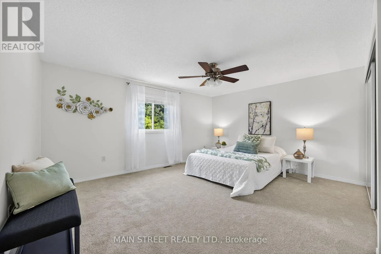 94 SILVER MAPLE CRESCENT