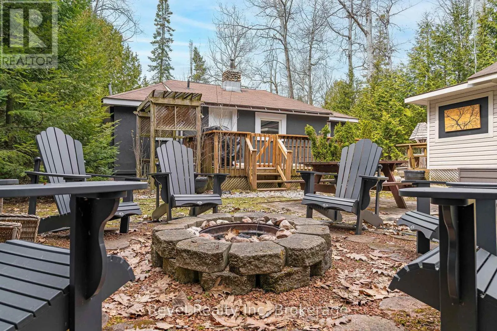 1071 LAWSON ROAD