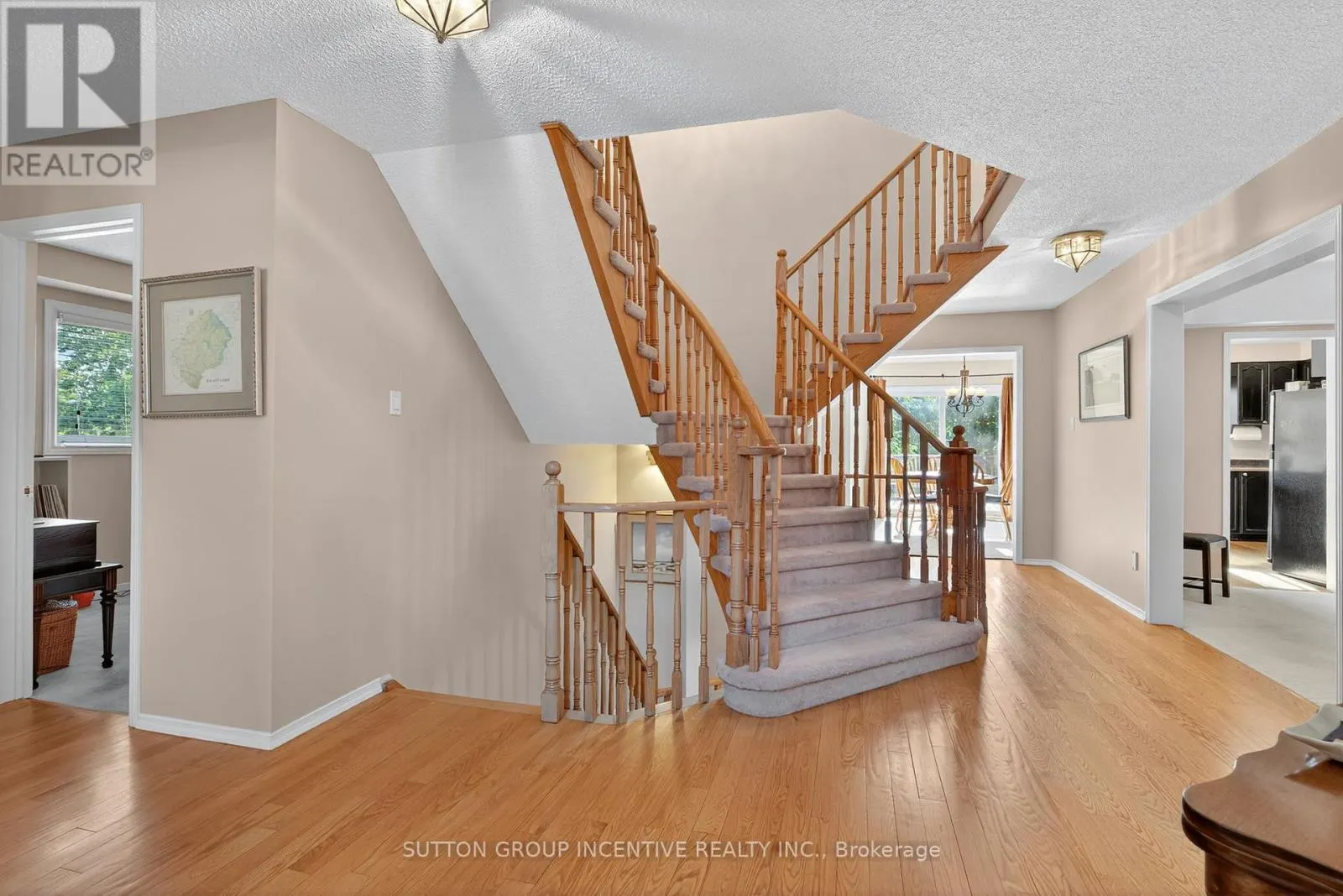 25 BRUNTON CRESCENT