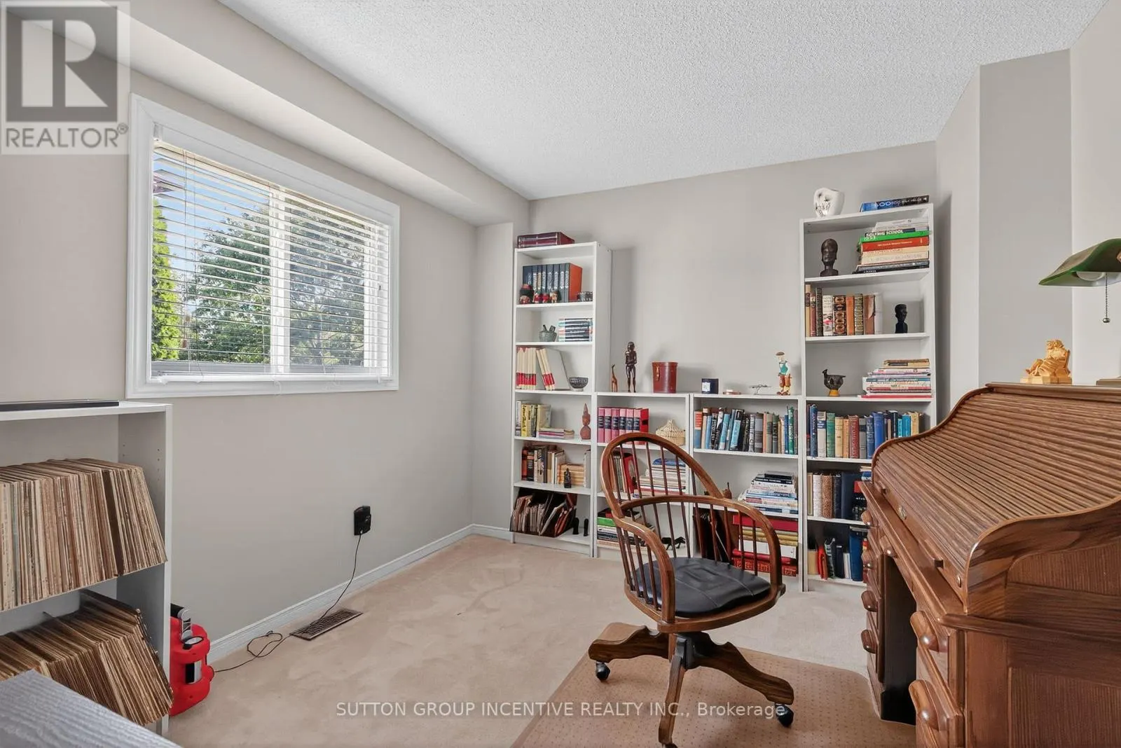 25 BRUNTON CRESCENT