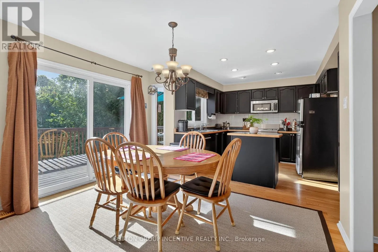25 BRUNTON CRESCENT