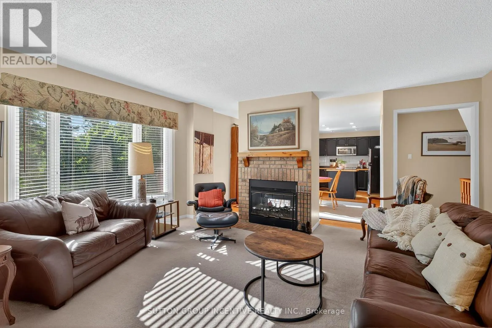 25 BRUNTON CRESCENT