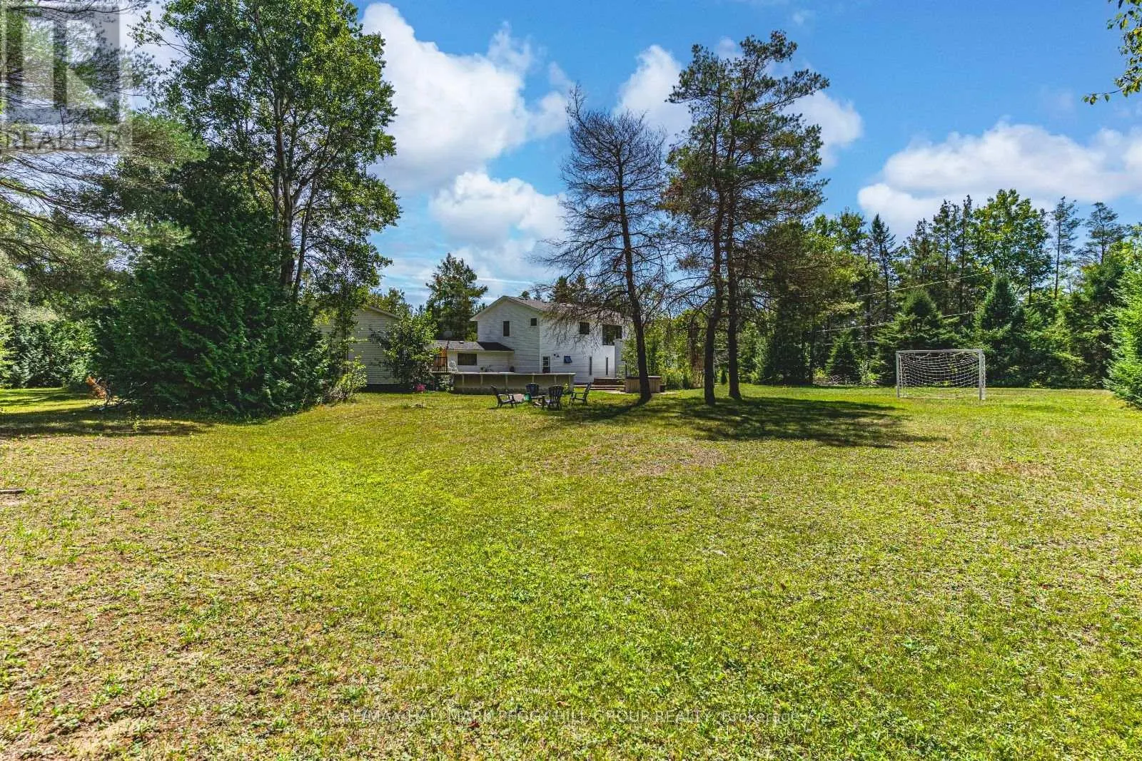 20 HILLVIEW CRESCENT