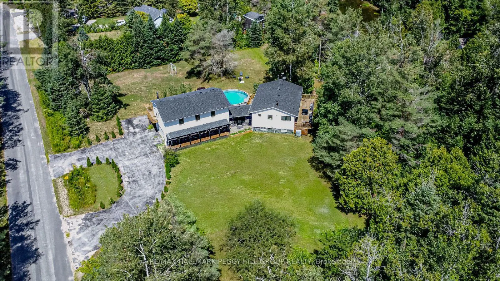 20 HILLVIEW CRESCENT