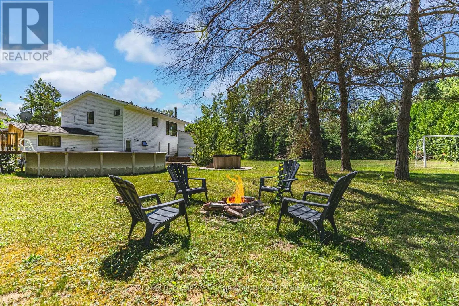 20 HILLVIEW CRESCENT