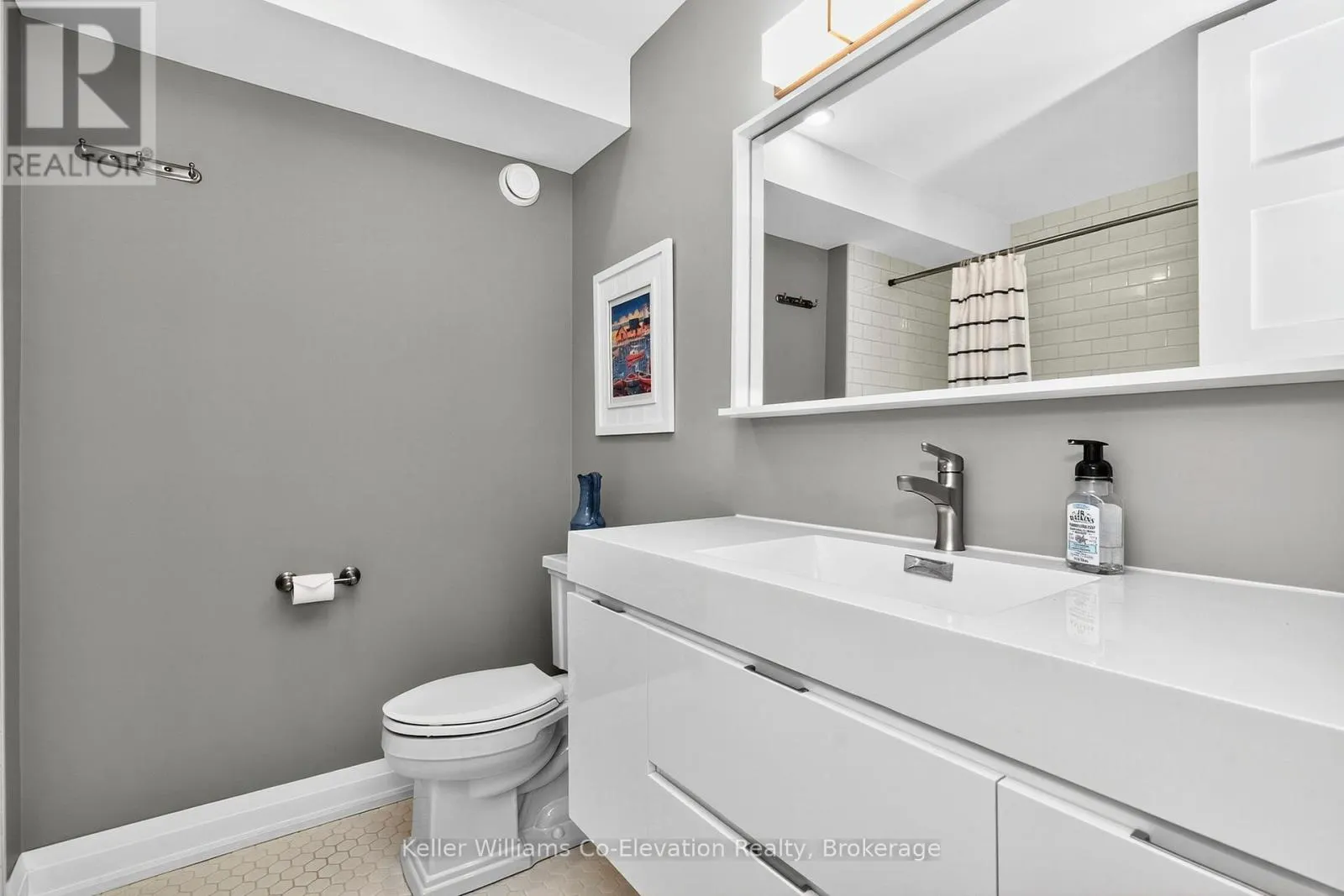 16 RIDGEWOOD COURT