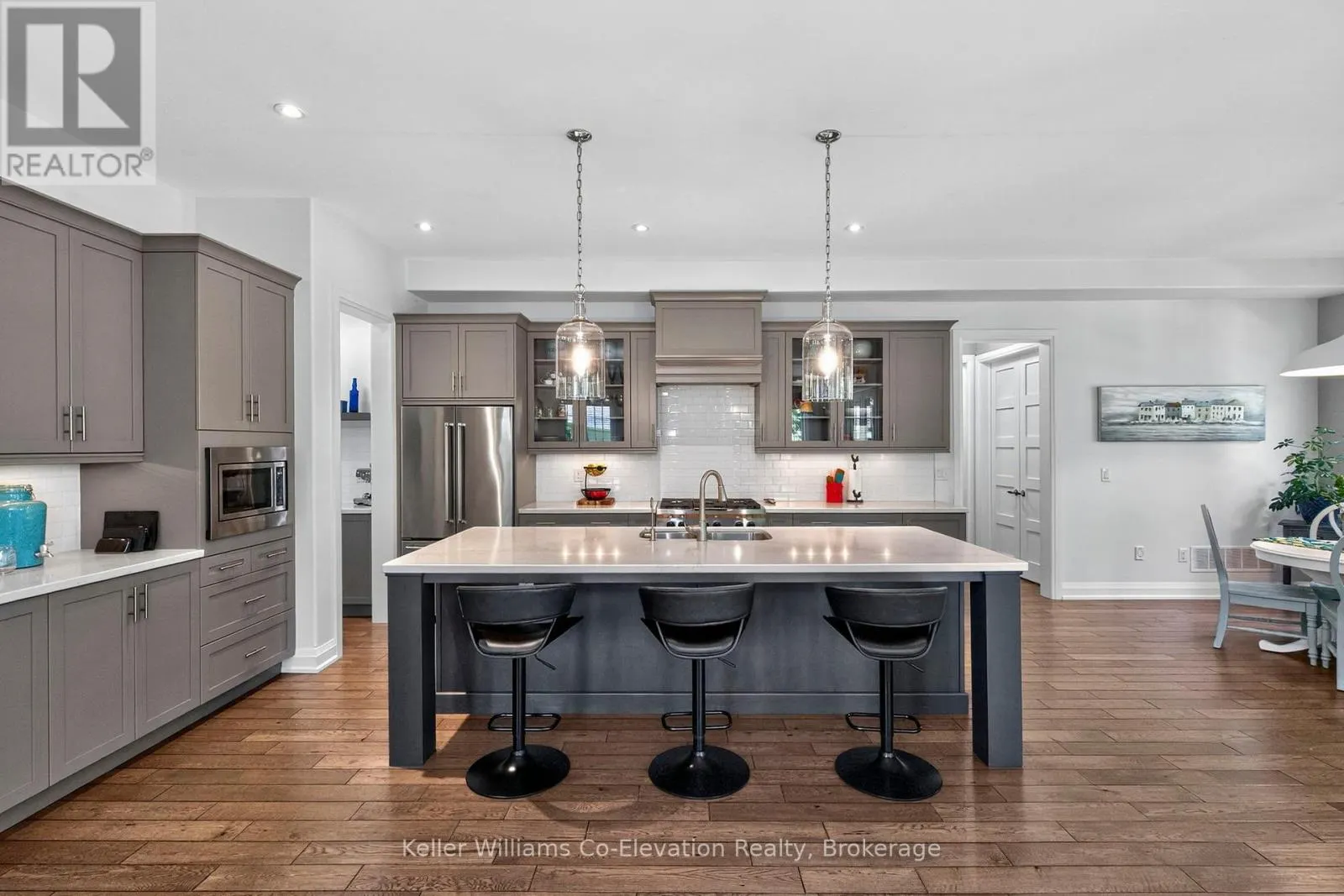 16 RIDGEWOOD COURT