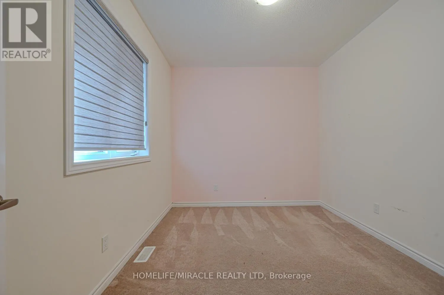 8 BEATRICE DRIVE