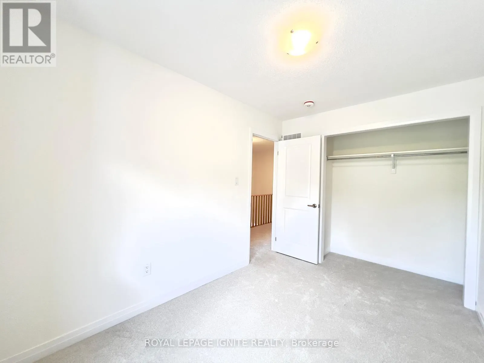 520 HUDSON CRESCENT