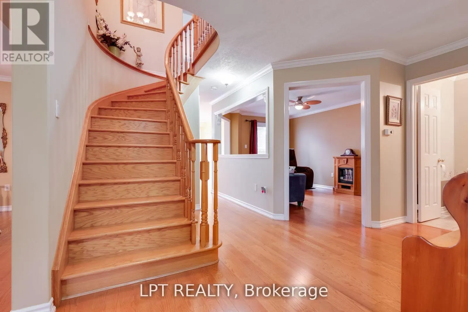 25 DUNNETT DRIVE