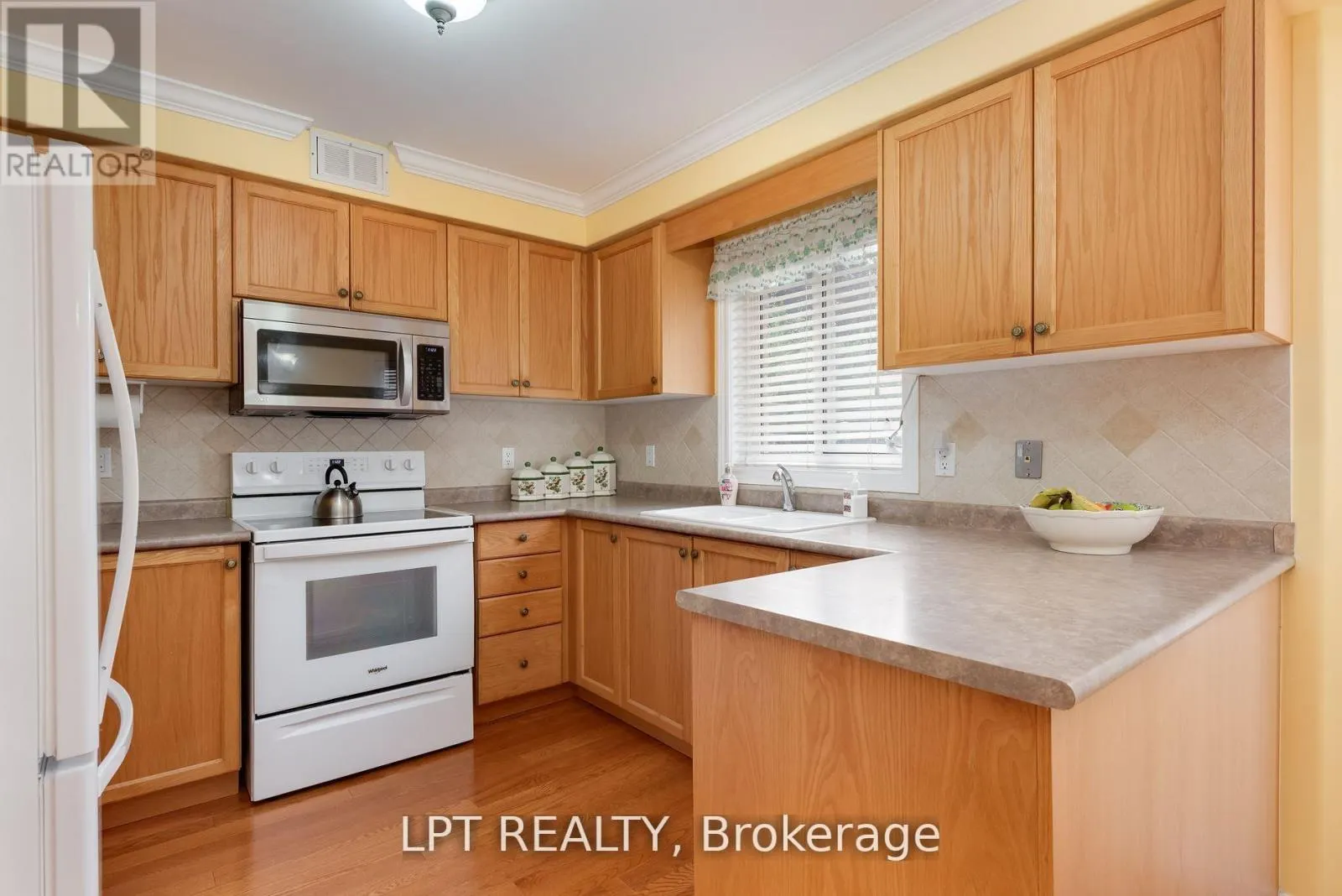 25 DUNNETT DRIVE