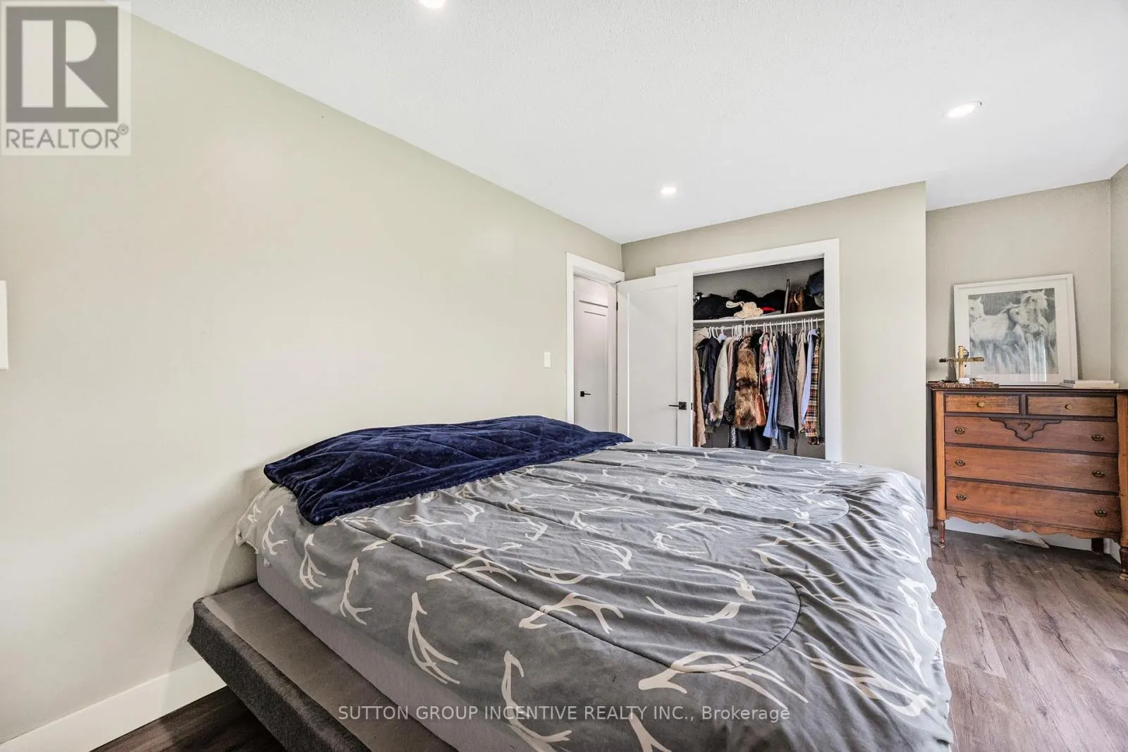 2266 FOXMEAD ROAD