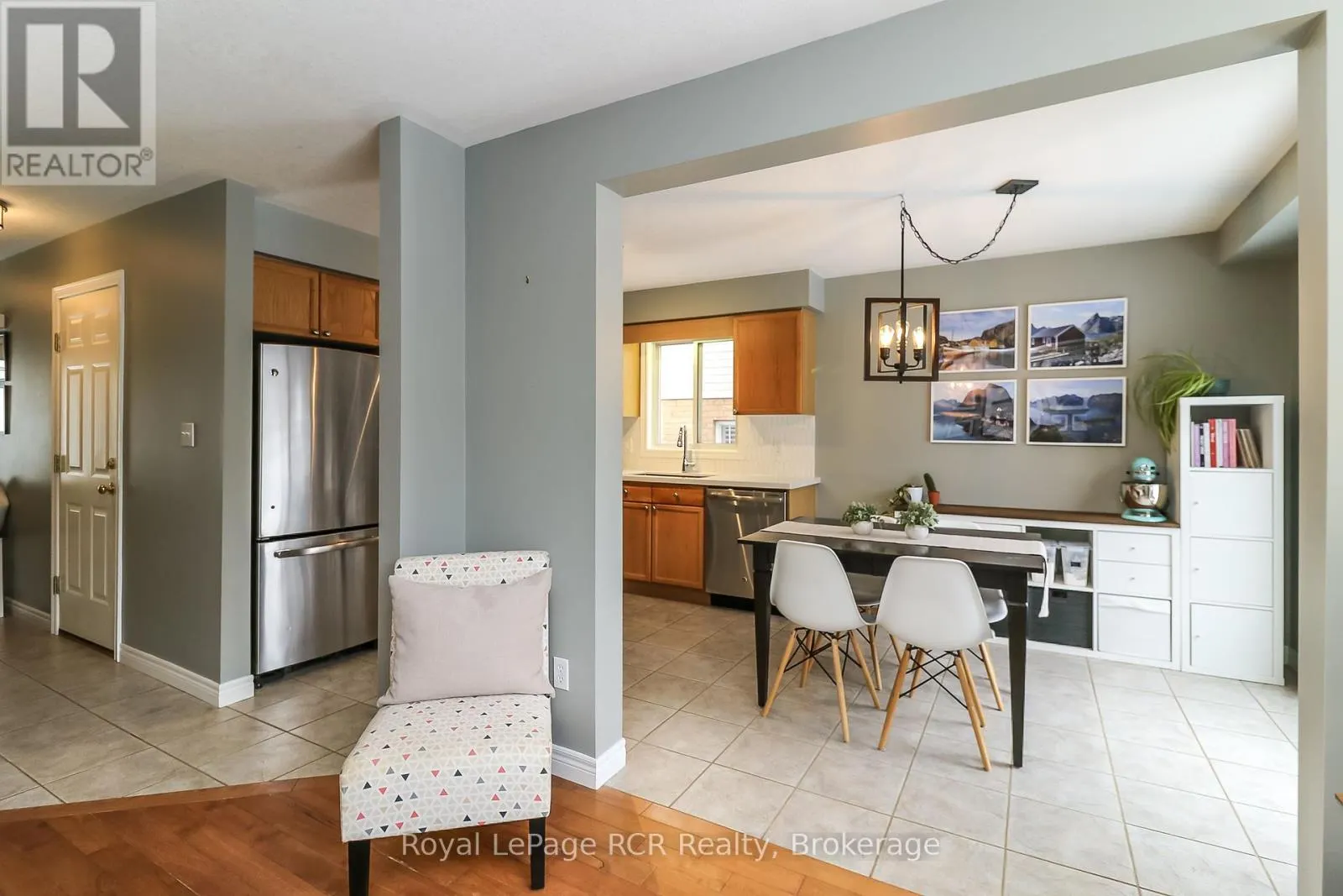50 HIGHLANDS CRESCENT