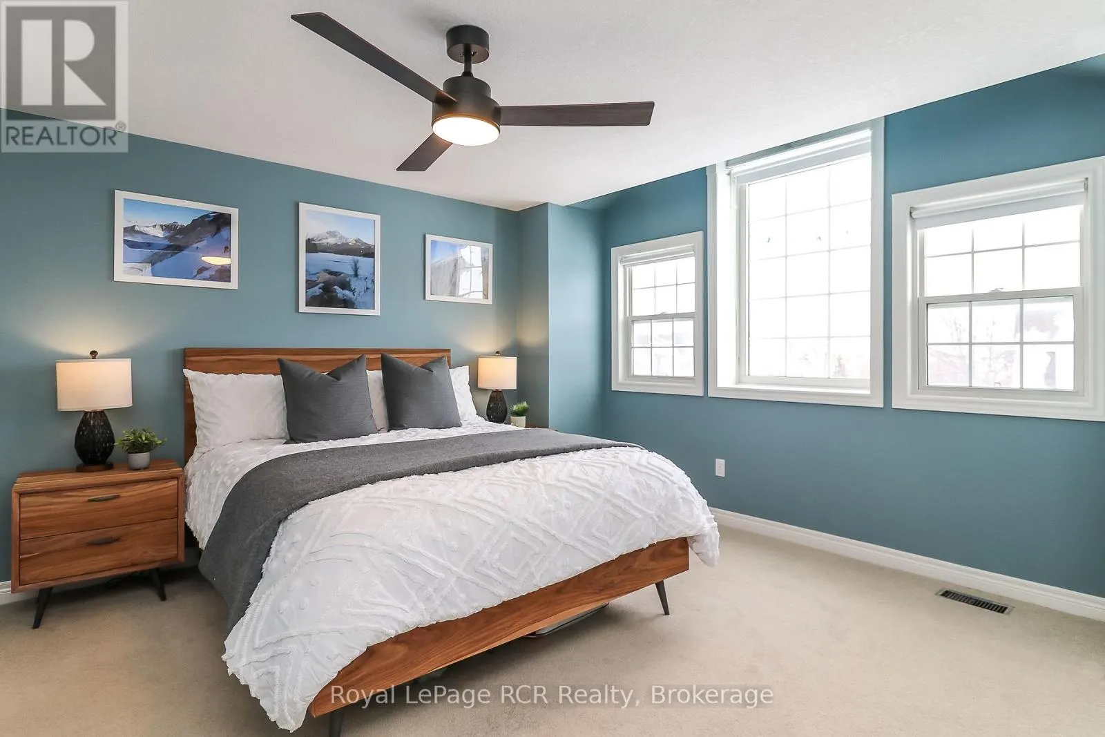 50 HIGHLANDS CRESCENT