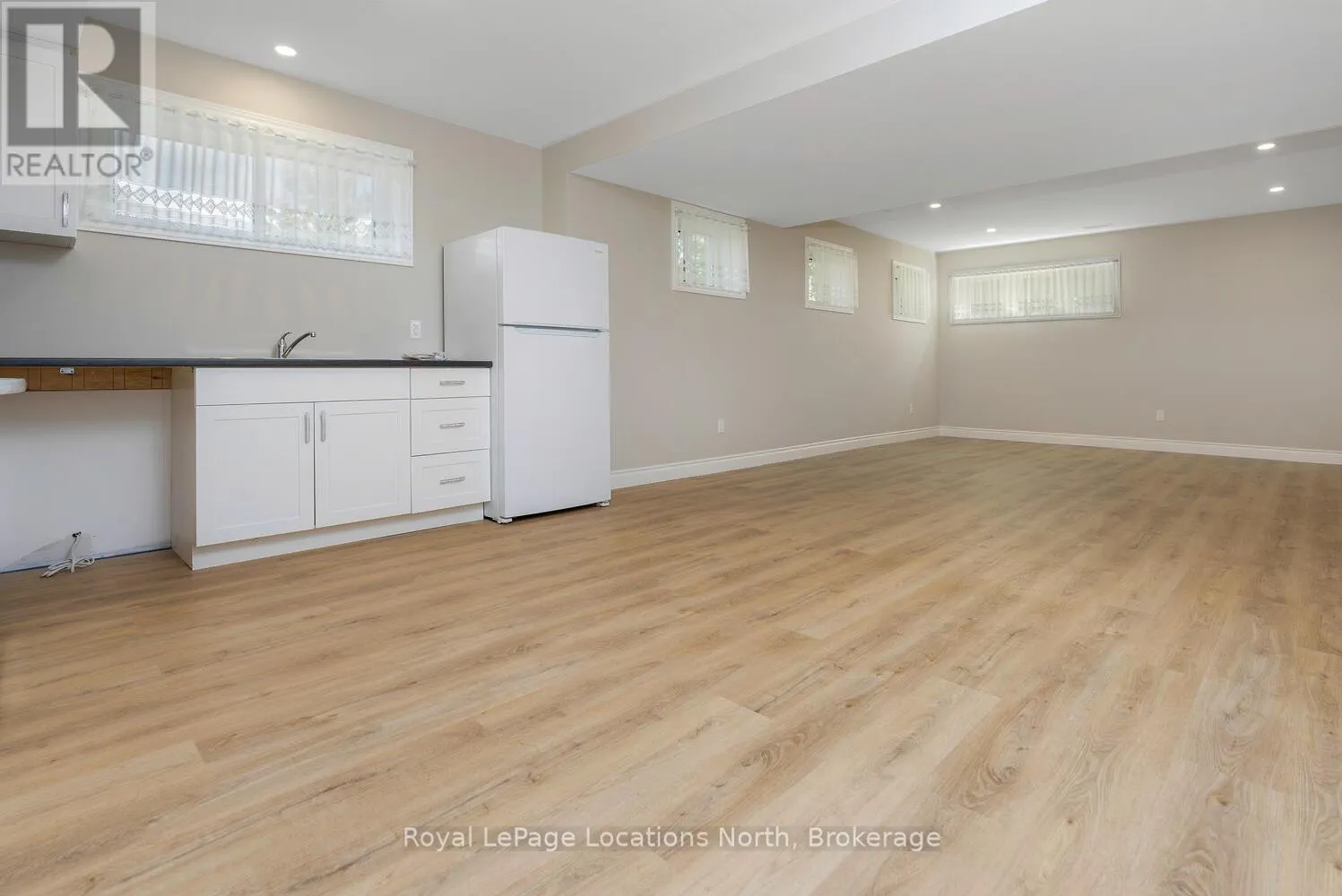 40 WATERVIEW ROAD