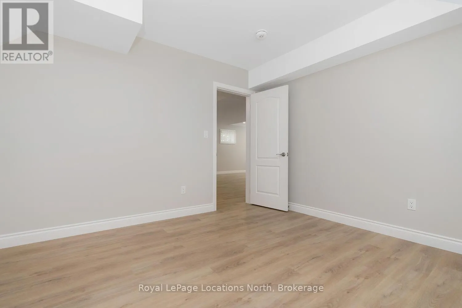40 WATERVIEW ROAD