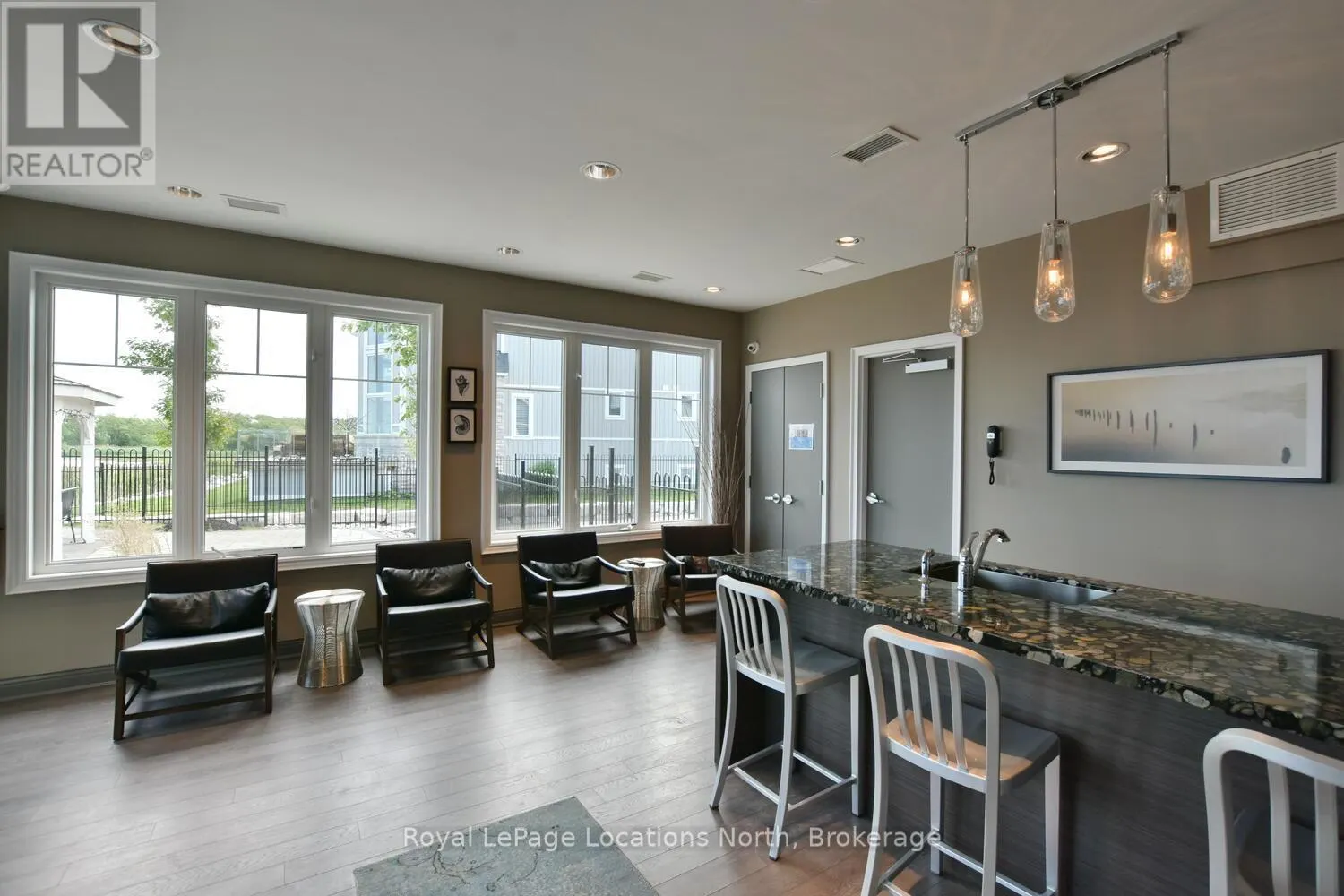 40 WATERVIEW ROAD