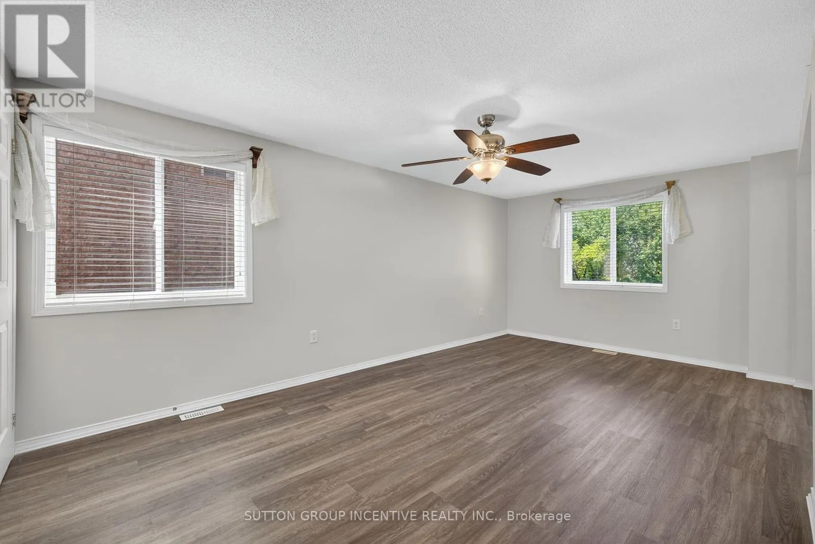 189 NATHAN CRESCENT