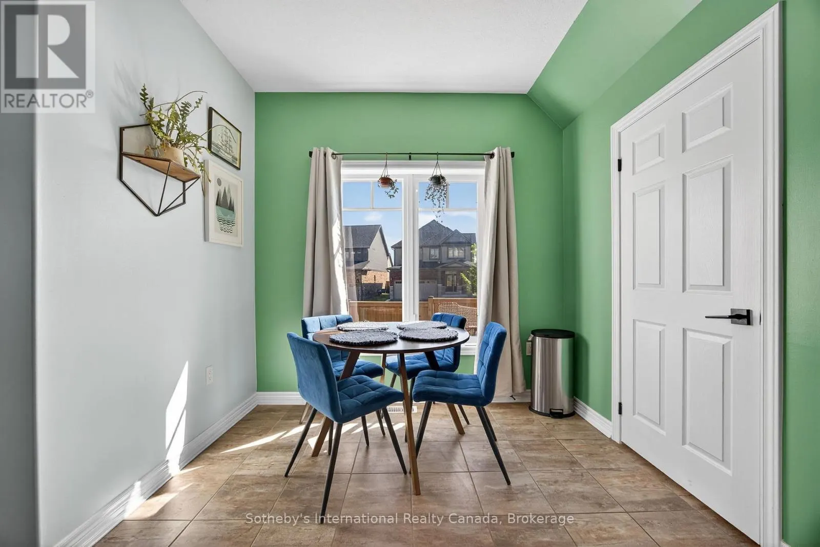 100 ARCHER AVENUE