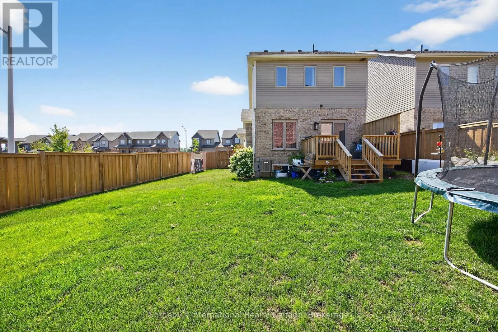 100 ARCHER AVENUE