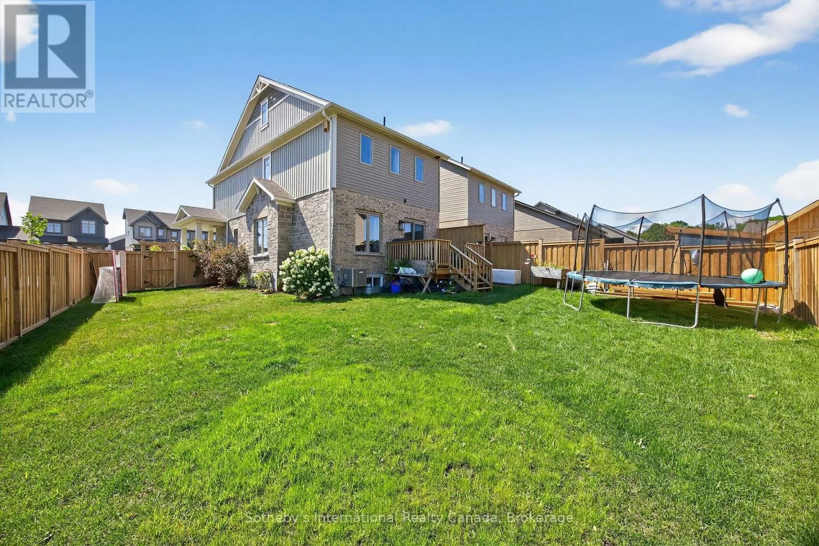 100 ARCHER AVENUE