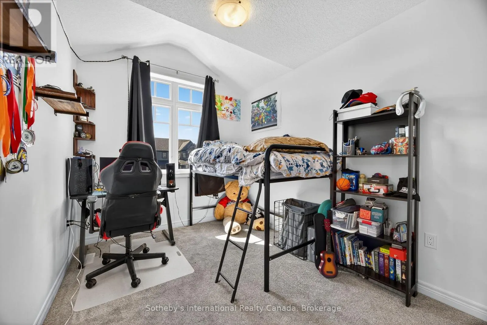100 ARCHER AVENUE
