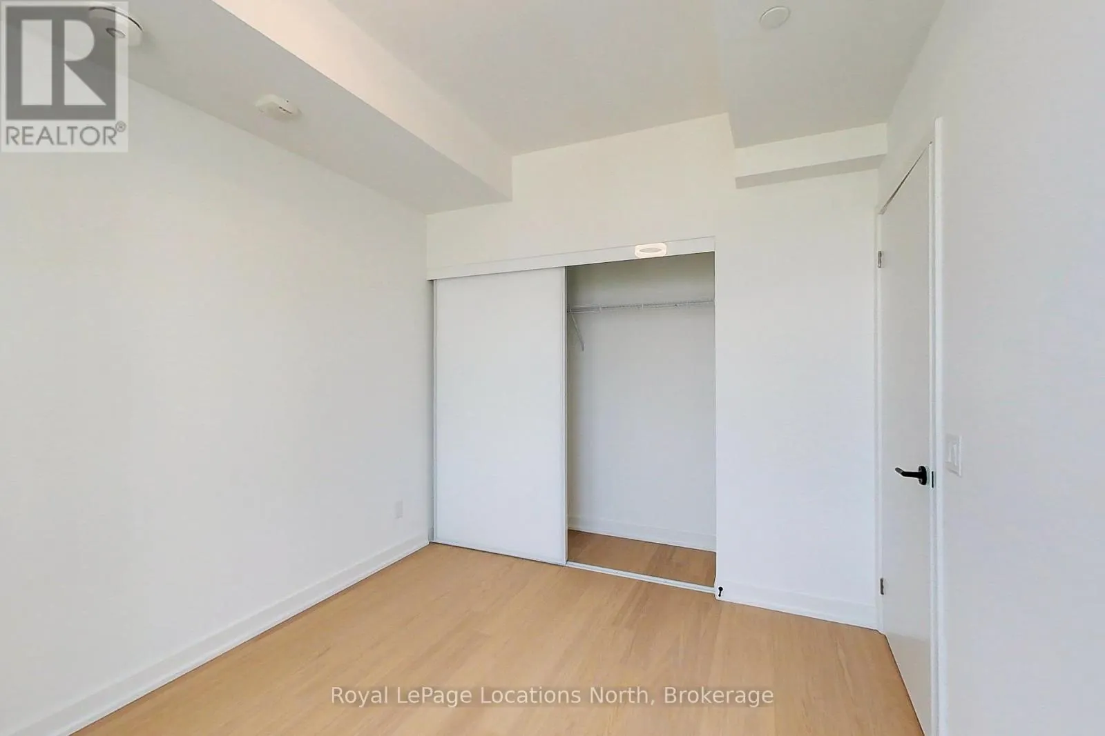 303 - 31 HURON STREET, #303
