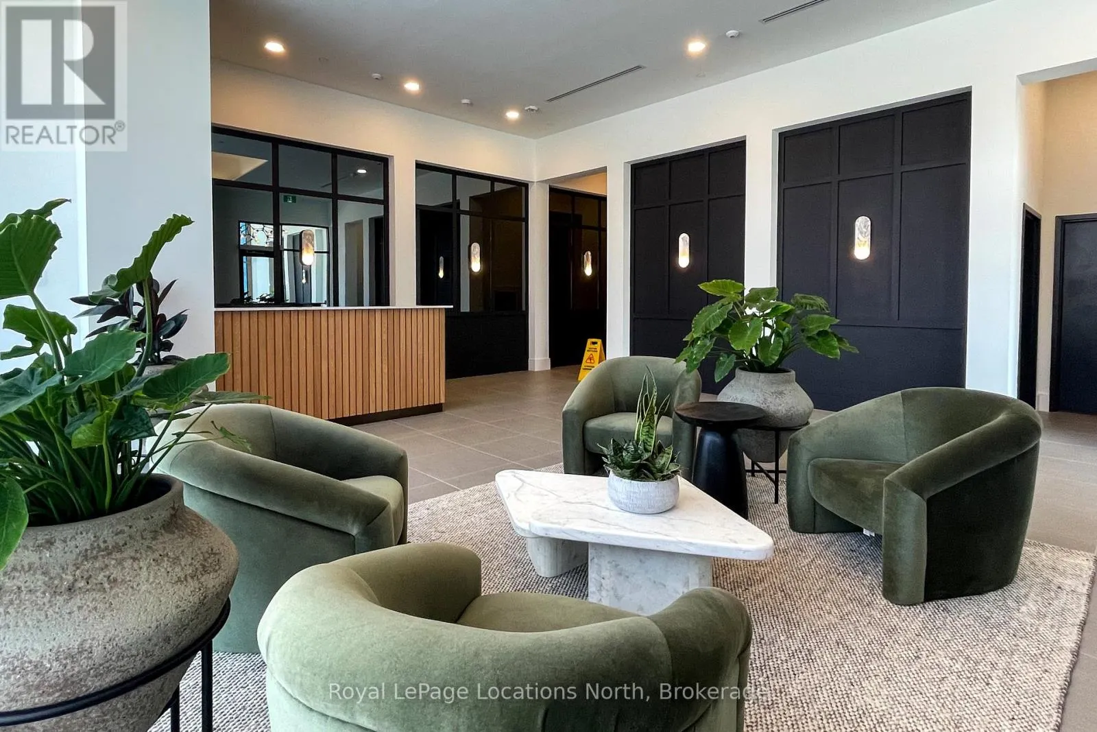 303 - 31 HURON STREET, #303
