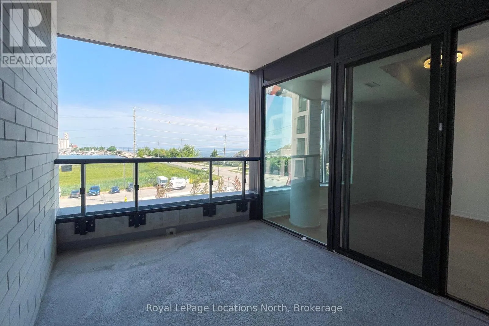 303 - 31 HURON STREET, #303