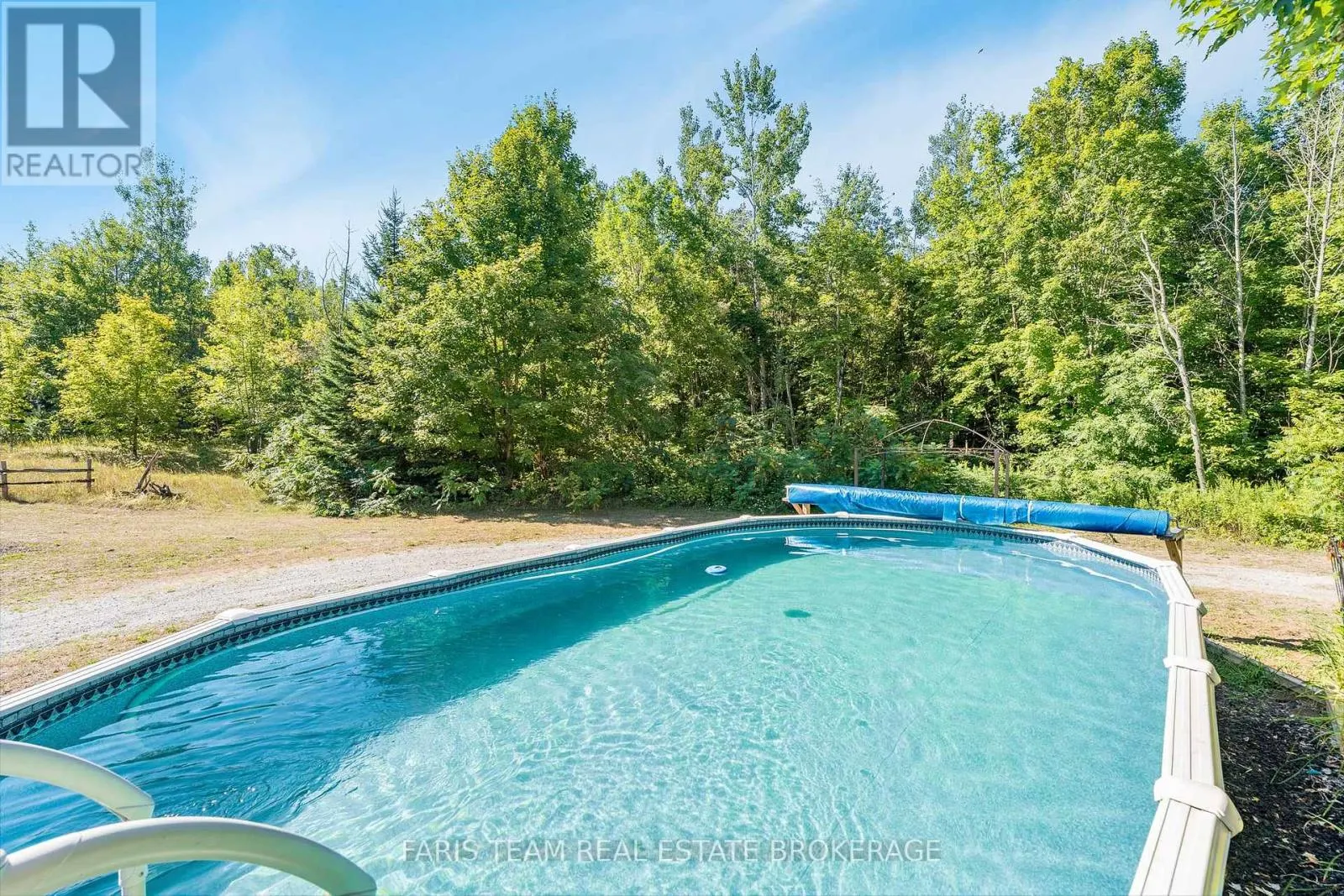 1983 HORSESHOE VALLEY ROAD W