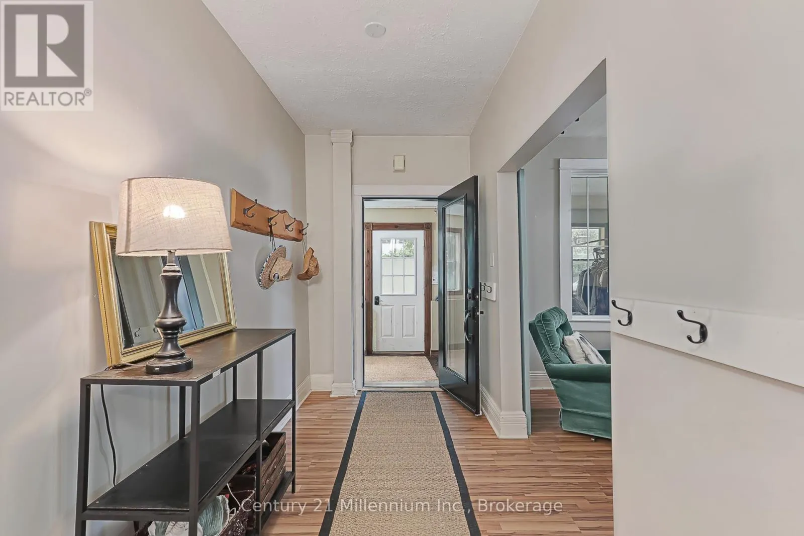 421 NAPIER STREET