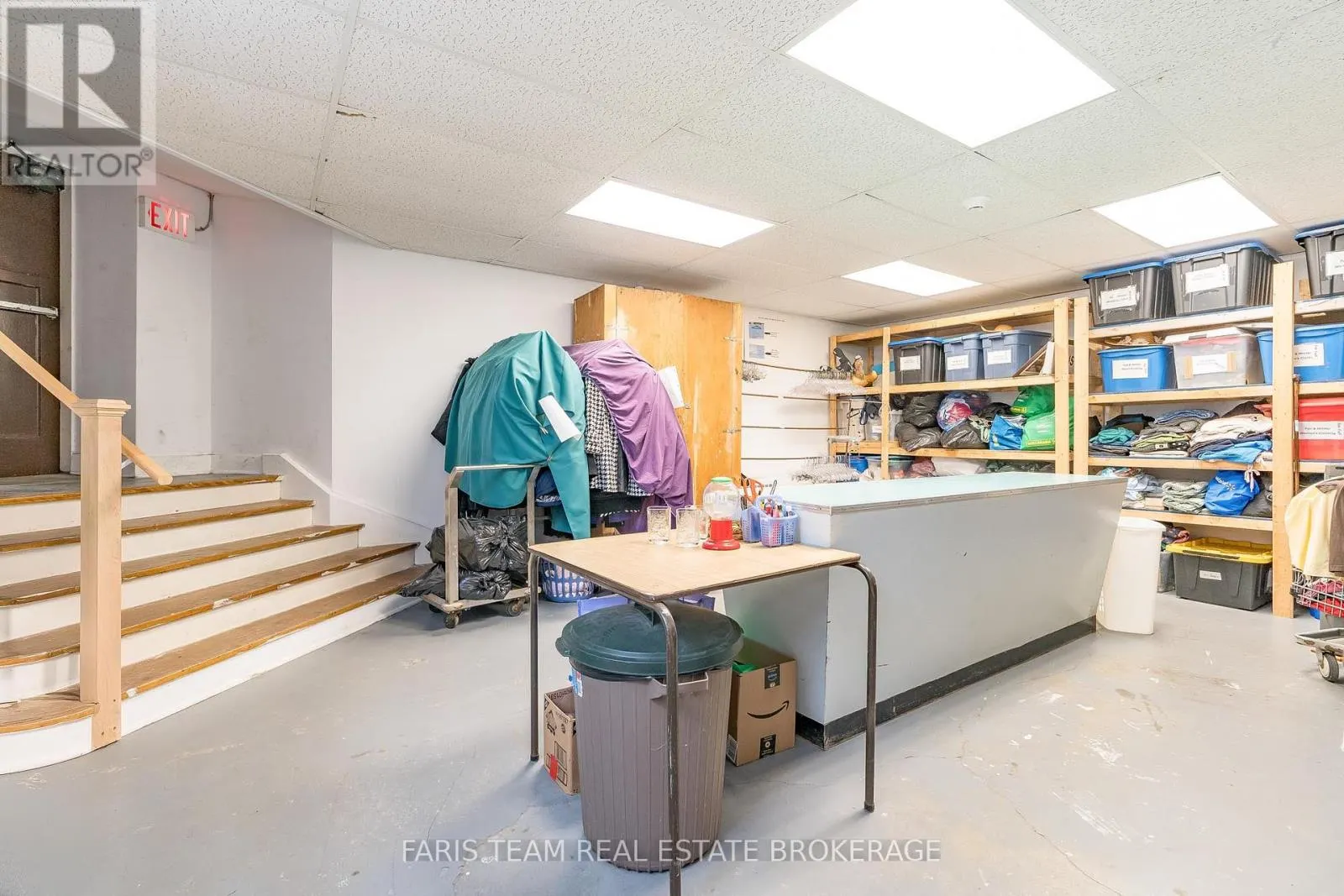 58 PETER STREET N