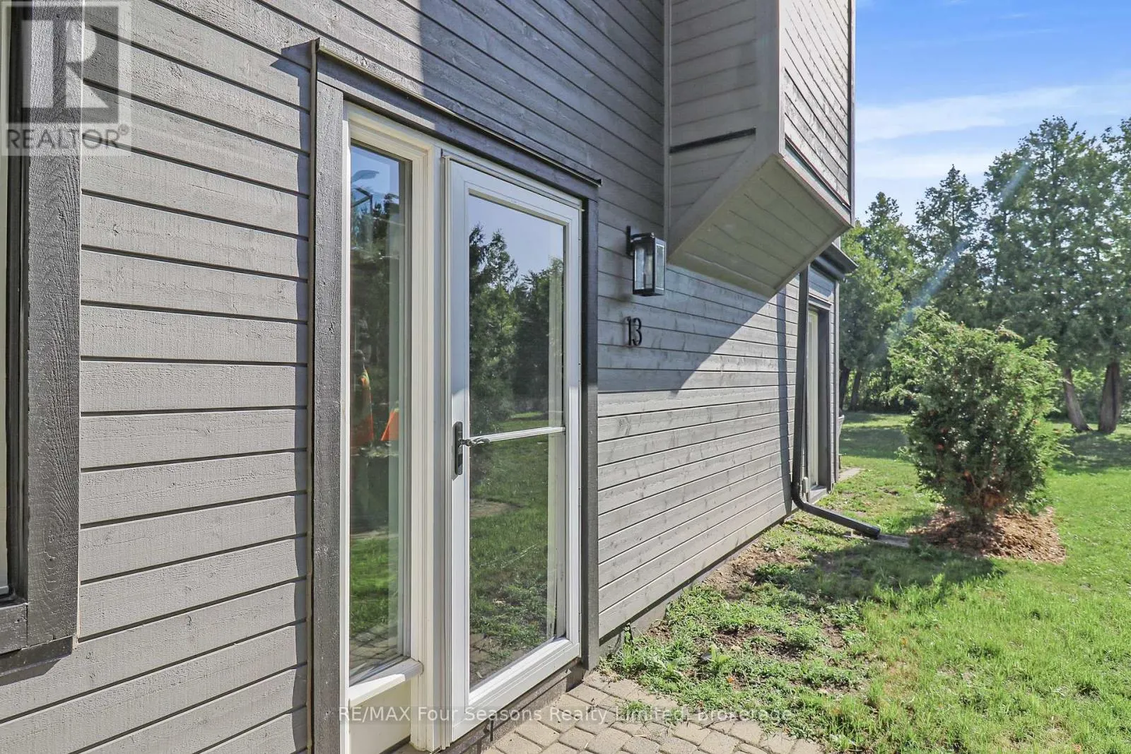13 - 44 TROTT BOULEVARD, #13